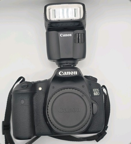 Corpo reflex digitale - , canon